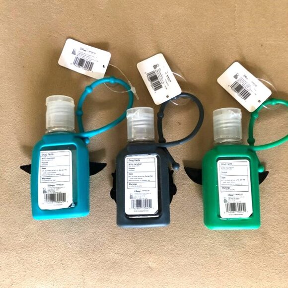 Star Wars Mandalorian Set of 3 Grogu Hand Sanitizer Holders NWT - Picture 2 of 6
